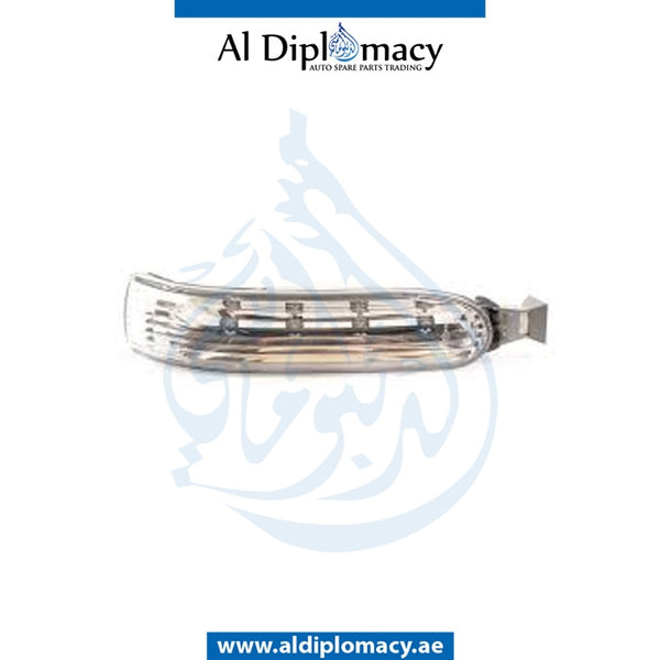 Right MIRROR TURN SIGNAL LAMP for Mercedes-Benz M Class W163 (1998-2005) models, Part Number T-1638200621